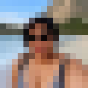 Read more about the article Julia_Khan