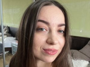 angelika-anna.jpg