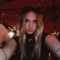 sophieblakee.jpg