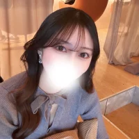 alicechan_v.jpg