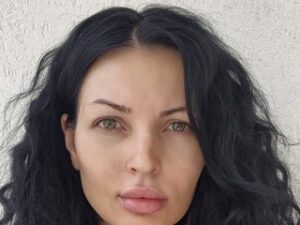 ellacampbell.jpg