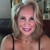 hotblondemilf1962.jpg