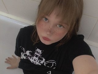 emmawise2211.jpg