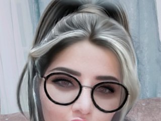 laura35.jpg
