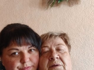 sweetlenaandnatalia.jpg