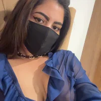 hot-queen-sarah.jpg