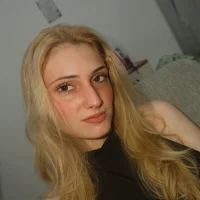 larissa516.jpg