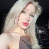 yves_saint_lyra.jpg